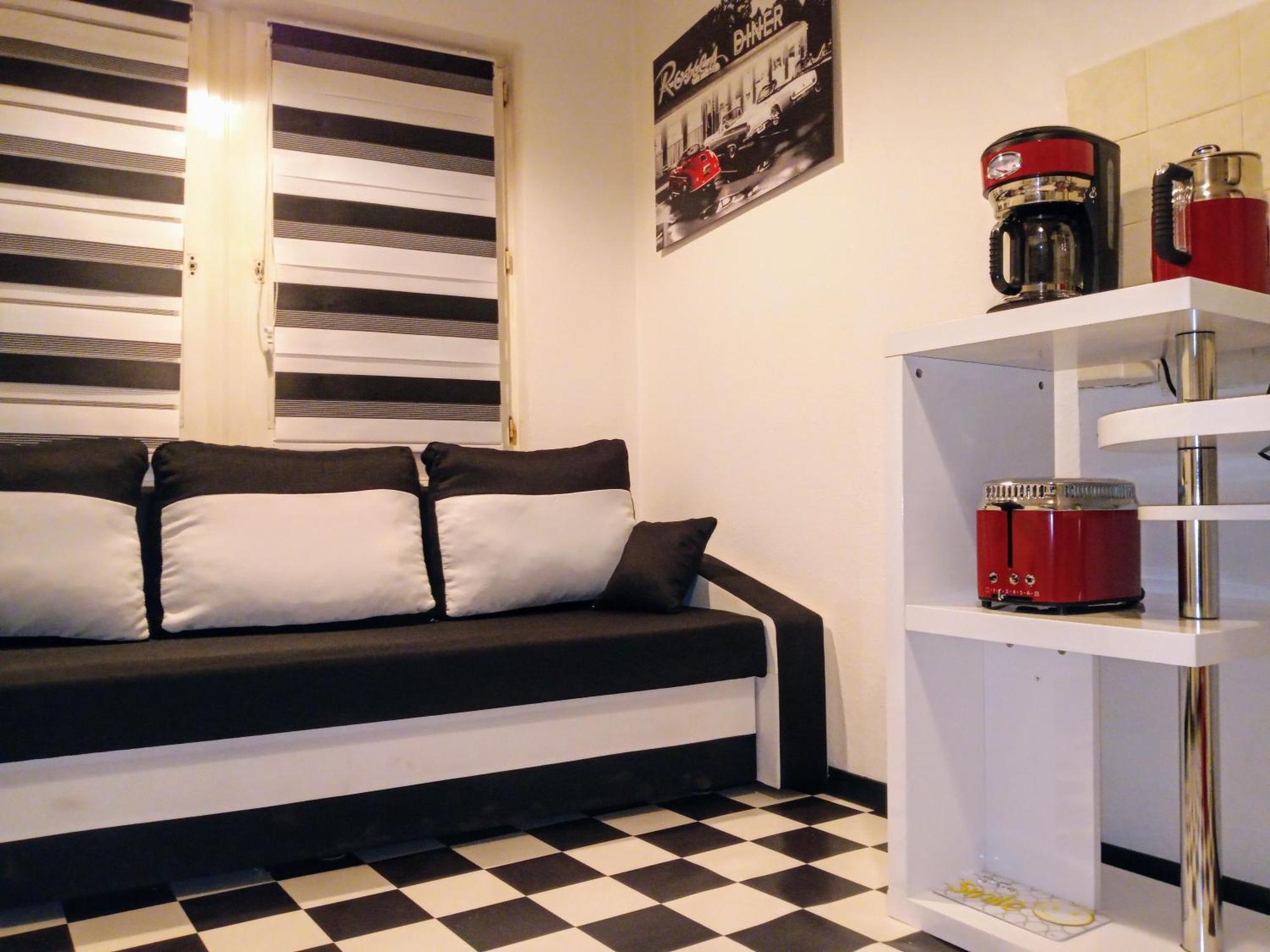 Good Located Apartment Subway U6 Wohnung Berlín Exterior foto